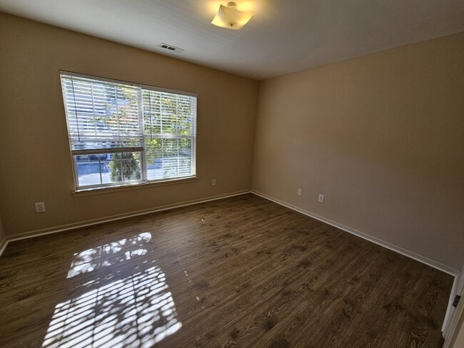 Photo - 15 Rimmon Trail