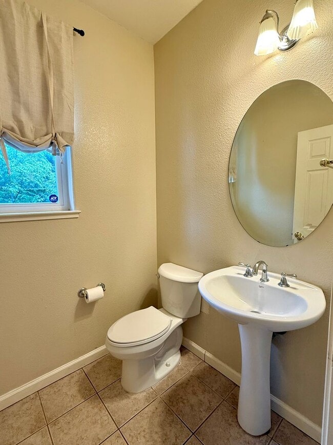 Photo - COMING SOON! | $3,700 / 3BR GORGEOUS CENTRAL FREMONT TOWNHOME IN PARKMONT