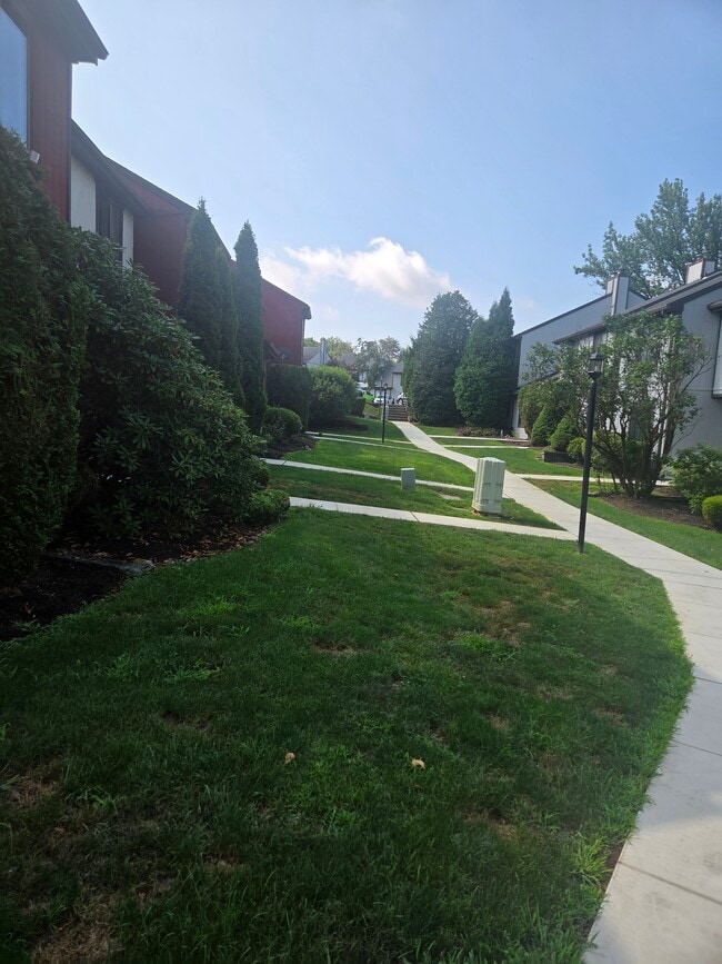 Photo - 28-6 Wister Way