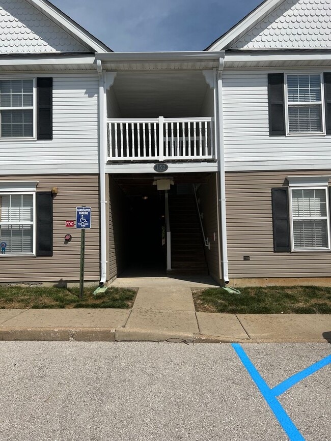 Updated 2-Bed/2-Bath Condo in Desirable Br... - Updated 2-Bed/2-Bath Condo in Desirable Br...