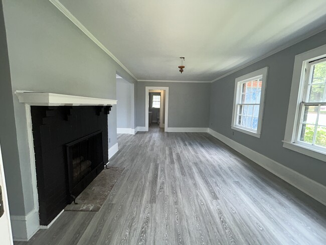 Living Room - 2910 N NC Highway 58 House