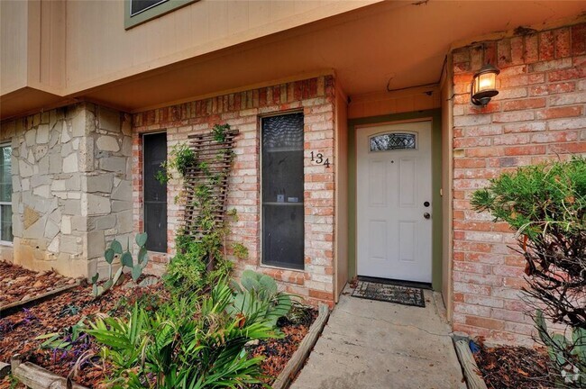 Building Photo - 9009 N Plaza Unit 134 Rental