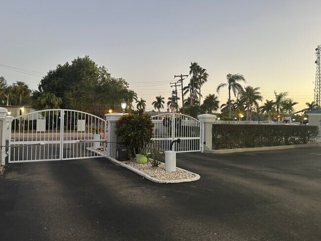 Photo - 2875 Palm Beach Blvd Unit C507