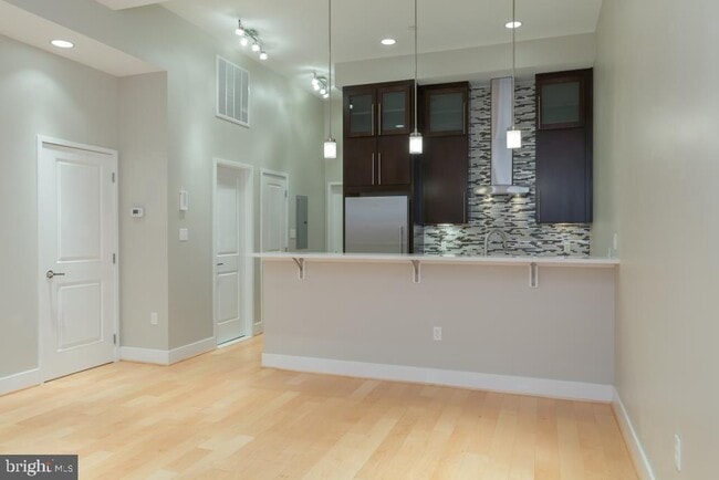 Building Photo - 1511 11th St NW Unit 101