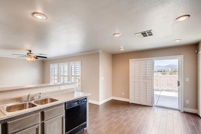 Photo - FAMILY FUN AND ENTERTAINMENT CENTRAL