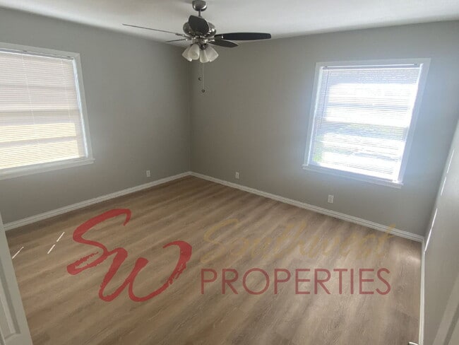 Photo - Fully Renovated 3 Bed / 1 Bath – Steps from Campus + Plenty of Parking