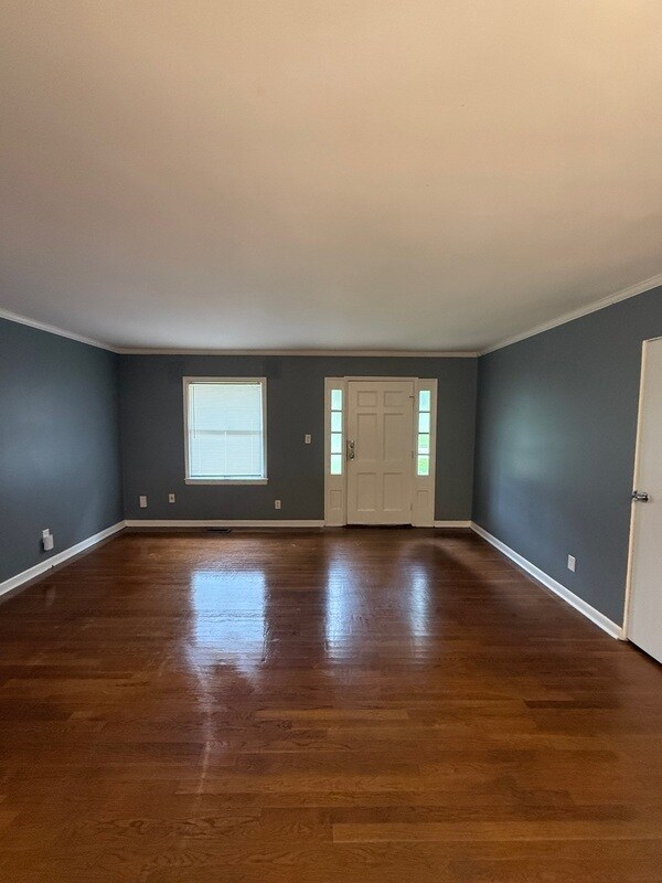 Photo - 2503 Birchfield St NW
