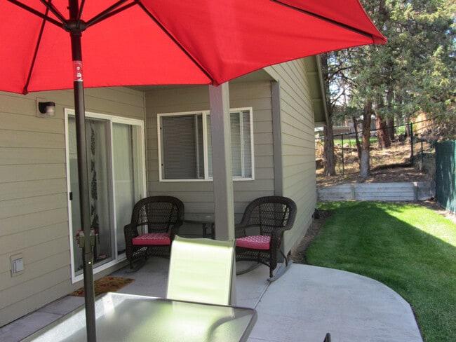 Photo - 1636 SE Virginia Rd