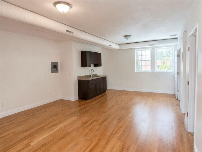 Photo - 1895 Smith St Unit 1