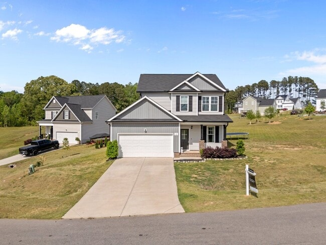Photo - 220 Brisbane Dr