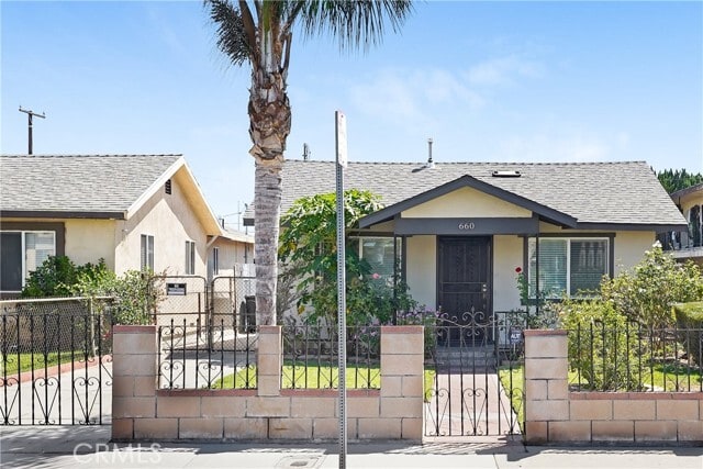 Building Photo - 660 S La Verne Ave Rental
