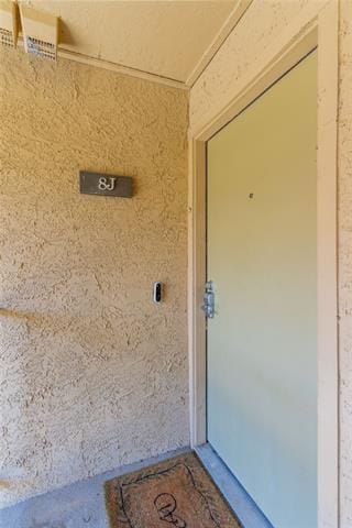 Building Photo - 4777 Cedar Springs Rd Unit 8 J