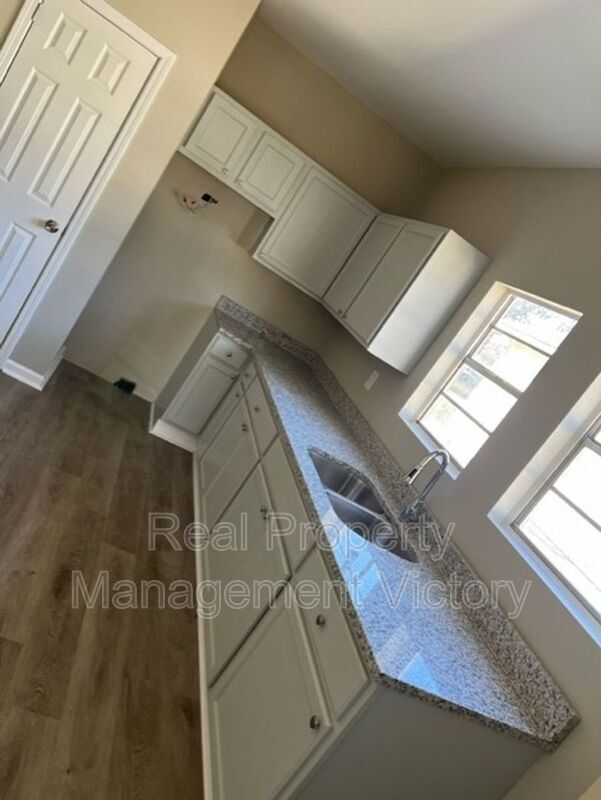 Photo - 4909 Avenue R