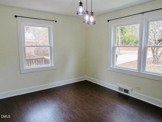 209 Carbonton Rd