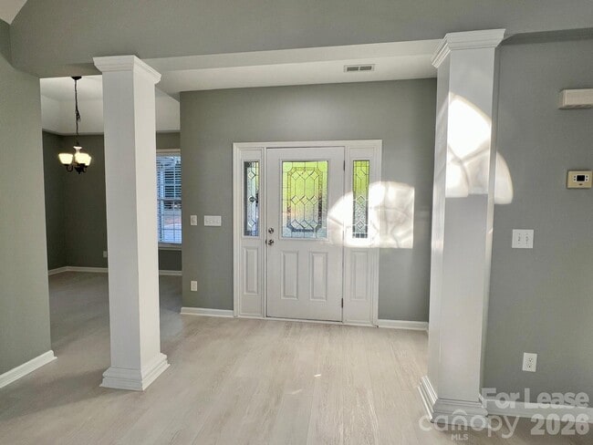 Photo - 185 McKendree Rd