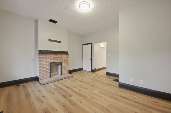 Photo - 767-796 Wager St Unidad 767