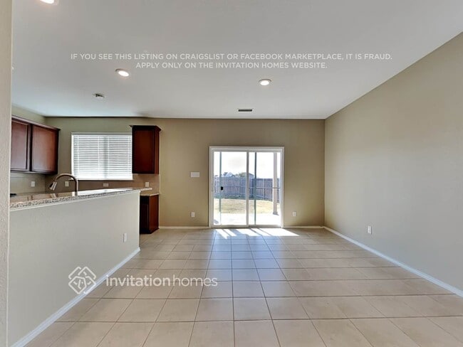 Photo - 2106 Slow Stream Dr