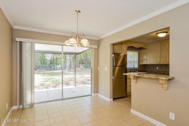 Photo - 4440 Naranja Dr S