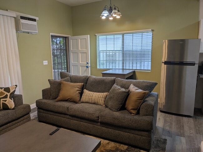 Livingroom-AC - 1125 N Gage Ave Unit 1125