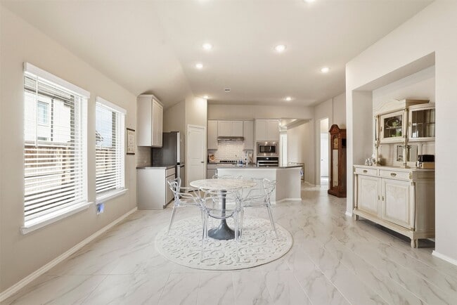 Photo - 10526 Cabot Trl