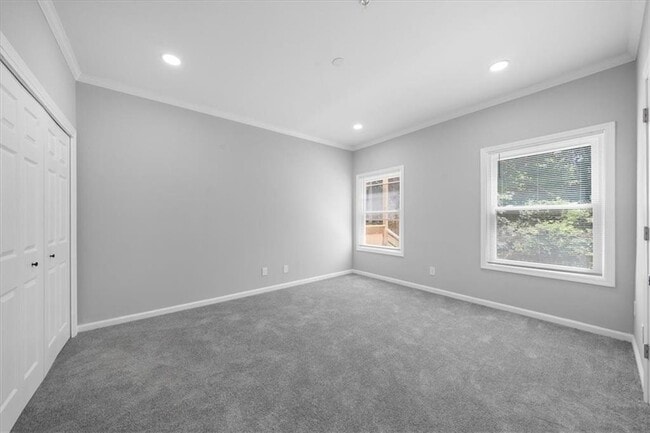 Photo - 5399 Northland Dr NE Unit 102