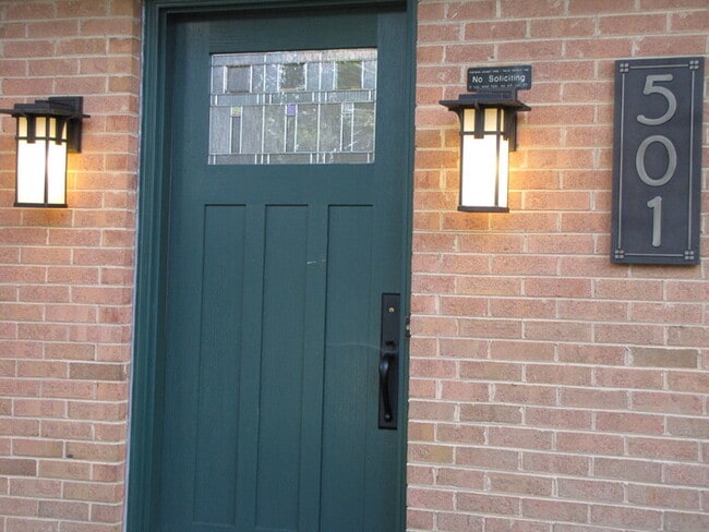 Photo - 501 Parkview Dr