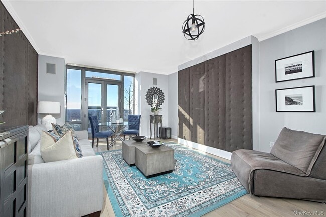 Photo - 10 City Pl Unidad PH4