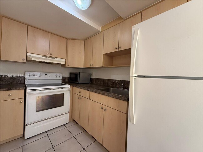 Photo - 4845 NW 7th St Unit 404-5