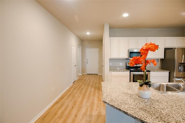 Photo - 108 Freedom Park Ave