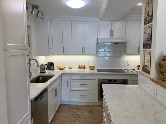 Photo - 1235 W 15th Ave