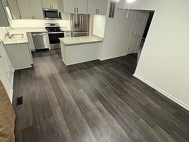 Photo - 305 Mount Royal Ave