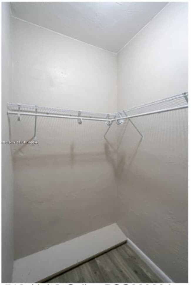 Photo - 710 Meridian Ave Unit 6