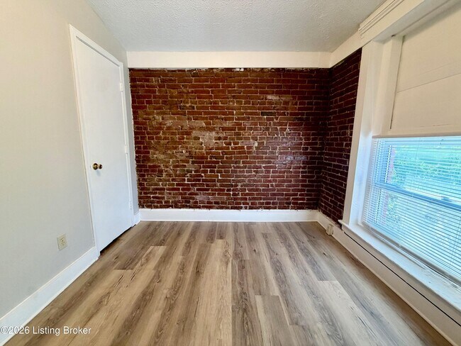 1507 W Jefferson St Unit 3
