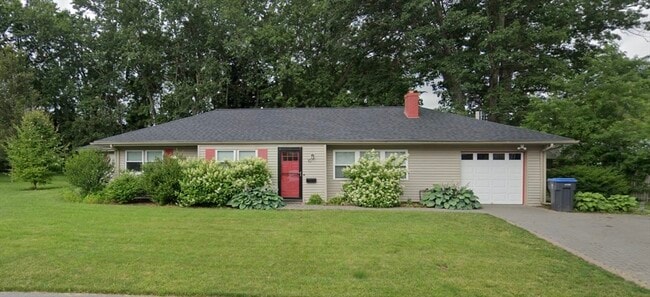 Building Photo - 10 Terrane Ave