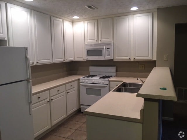 Building Photo - 5308 Darlington Rd Unit F Rental