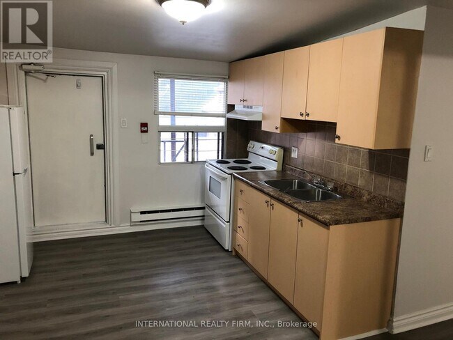 Photo - 274 George St Unit 3A