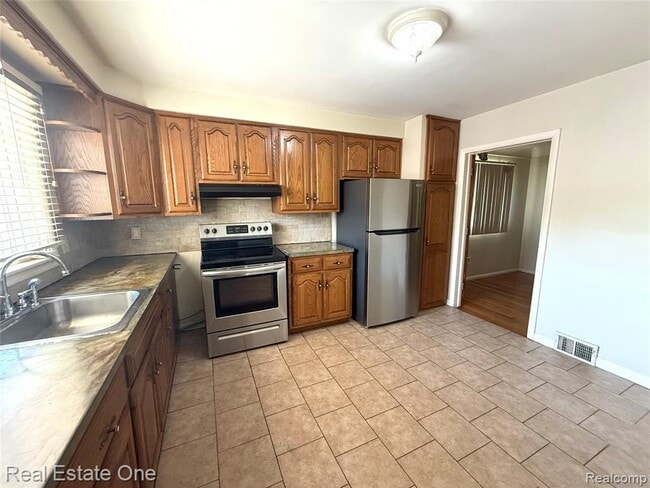 Photo - 6810 Rosemary St