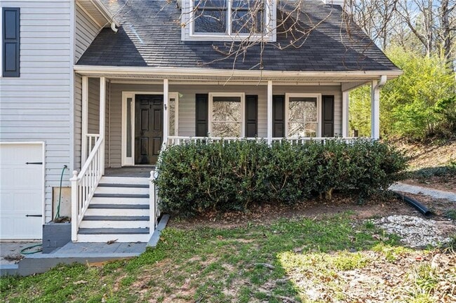 Photo - 228 Hawkins Farm Cir