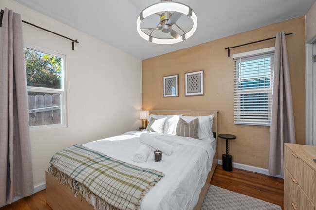 Photo - 2796 K St Unidad ID1364187P