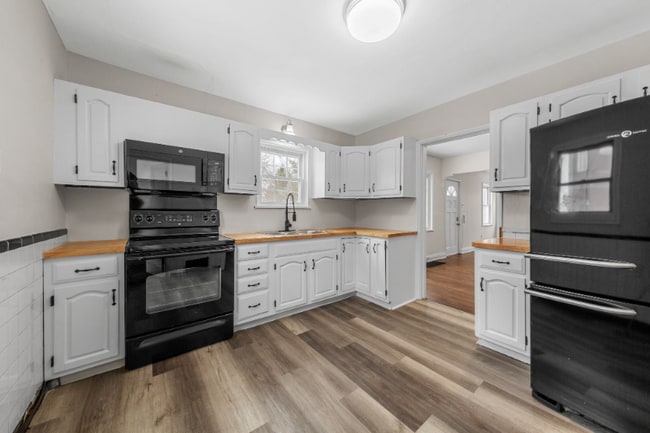 Photo - 2329 Brown Rd