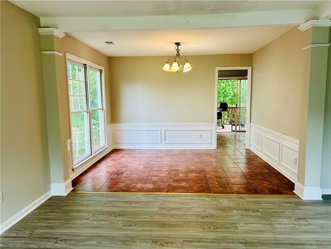 Photo - 2580 Binghampton Ln