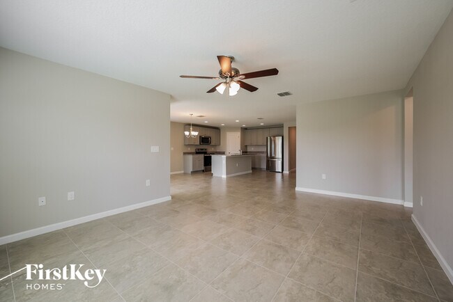 Photo - 710 Yeager Ct