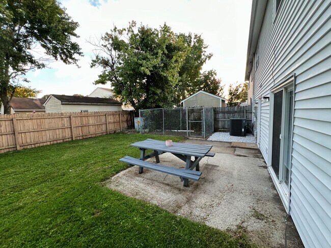 Photo - 1108 Monitor Ct