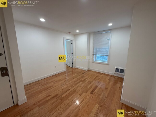 Photo - 22 Chelsea St Unidad 1 Rental