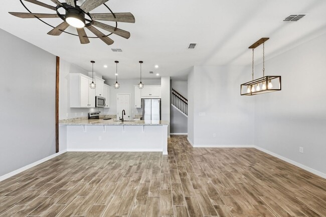 Photo - 3 Bedroom Resort Style Living in Gated Community