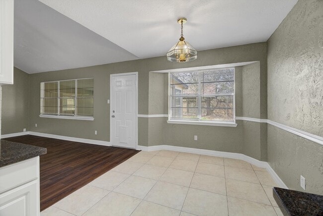 Building Photo - 6315 Rustygate Dr