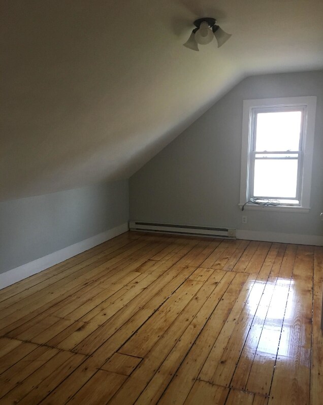 Photo - 10 Saunders St