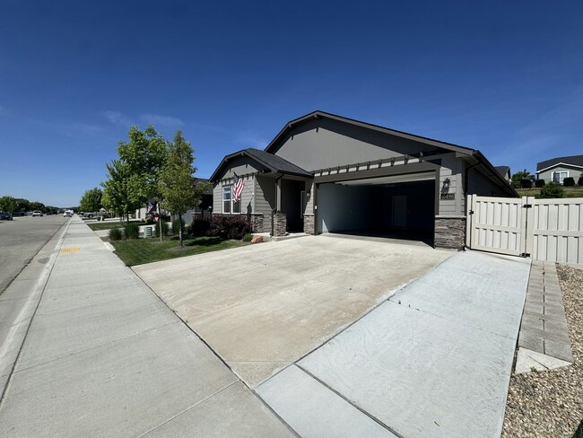 Photo - 10496 W Daylily Ct