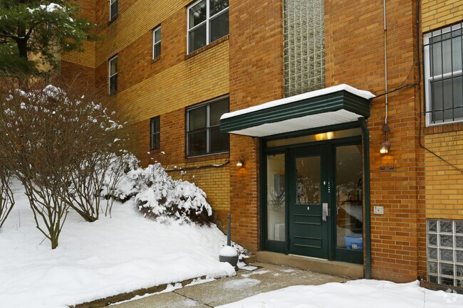 Photo - Pelletrea Apartments