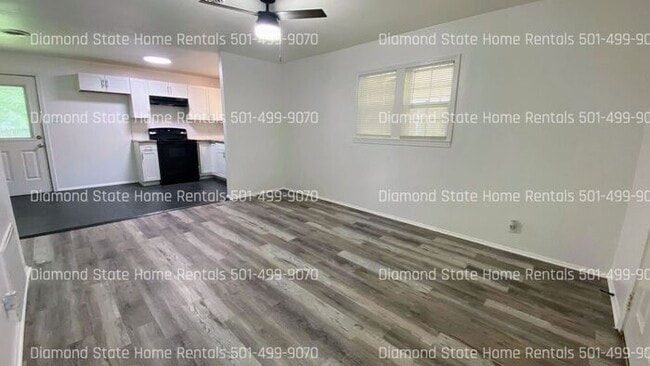 Photo - 605 Hill St